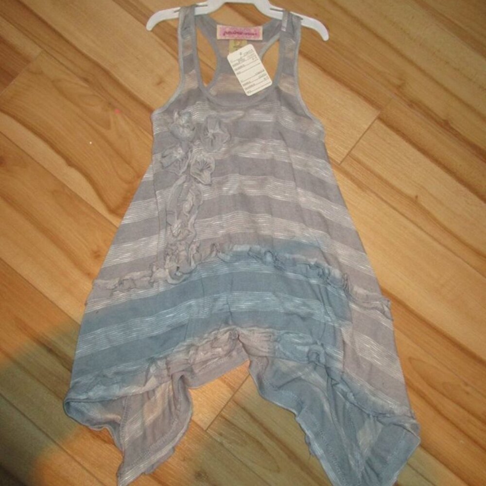 Asymetrical sleeveless top